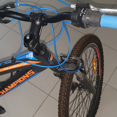 Champions Quattro balance bike like new, 24 inch wheels, gears