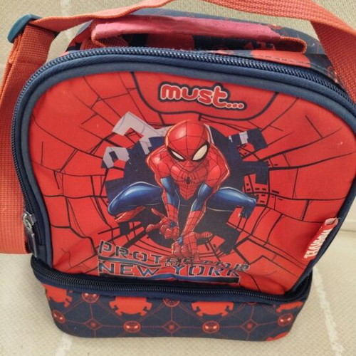 Must Spiderman Trolley Bag and Lunch Bag like new for Kindergarten Boy