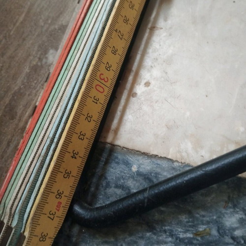 Metal column for 100 CDs height 1.70 m