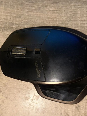 Logitech MX Master wireless mouse like new with Microsoft mouse gift