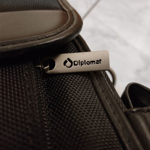 Diplomat professional bag new