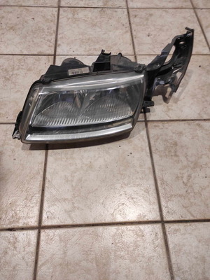 Front left headlight for Saab 9-5 '01-'05 used
