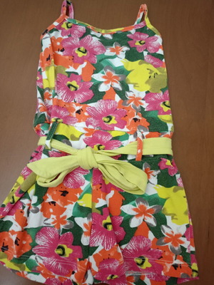 Ebita tropical one-piece shortsuit like new for ages 2-3
