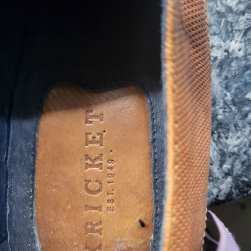 Kricket shoes used, brown, size 43, slip-ons