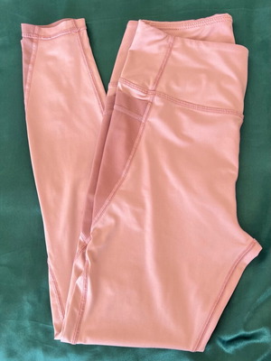 Shein sports pink leggings size S like new with transparent pockets