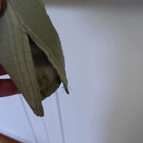 Cotton shirt like new, green tones, unique sleeves