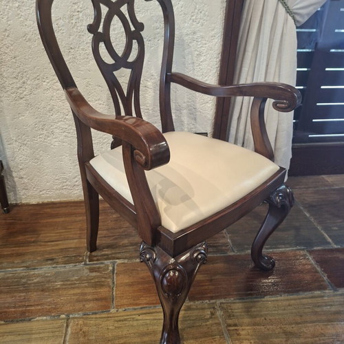 Wooden handmade dining chairs like new with lion legs
