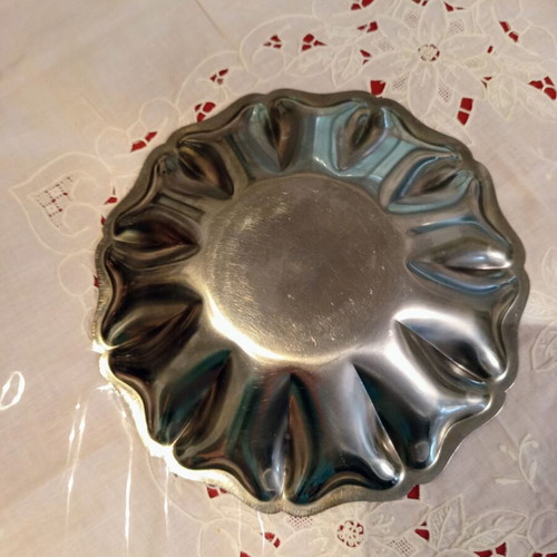 Vintage Silver-Plated Metal Bowl used with Baroque Floral Relief