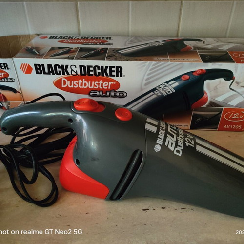 Black & Decker Auto Dustbuster 12V new in box