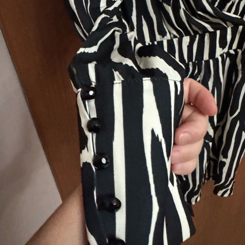 Karavan dress like new, size M, black and white