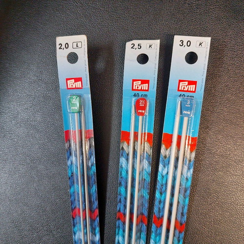 Prym knitting needles set no 2, 2.5 and 4 new