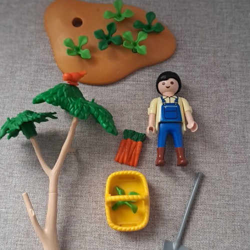 Playmobil farmer in the garden like new