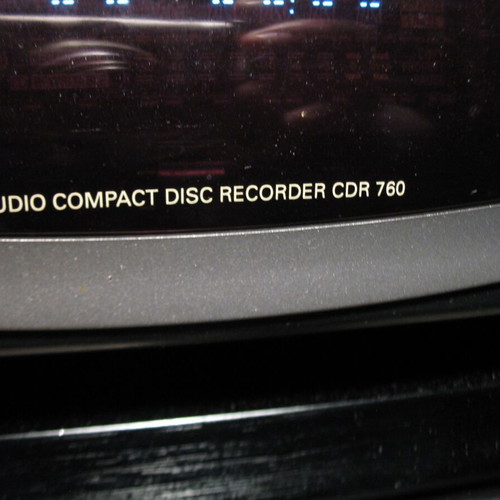 Philips CDR760 CD player recorder like new with remote