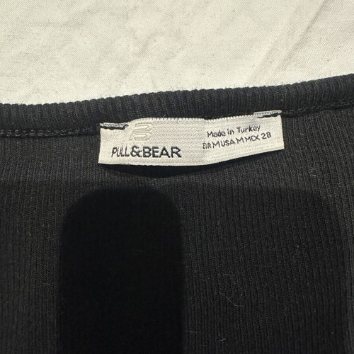 Pull&Bear black ribbed crop top with V-neck and lettuce trim