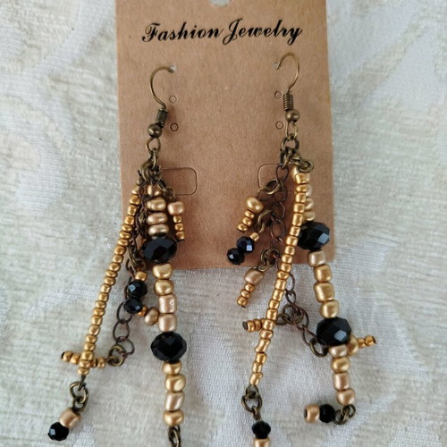 Handmade earrings new, black and gold