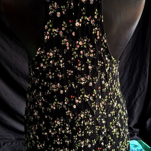 Sadie & Sage tunic like new, size 38, black with floral motif