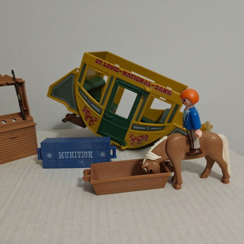 Playmobil cowboy pack used, missing hat and wagon parts