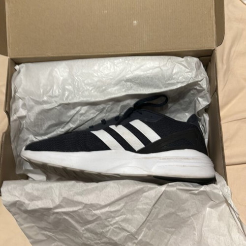 Adidas Cloud Foam αθλητικά παπούτσια μεταχειρισμένα, νούμερο 47