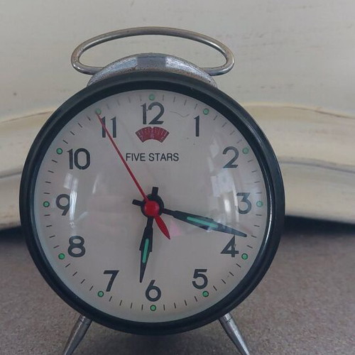 Five Rams wind-up table clock used