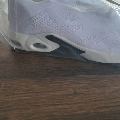 Comfort white women's athletic shoes new with air sole size 38