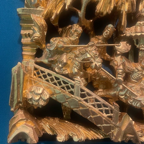 Traditional Chinese wood carving with gold leaf like new