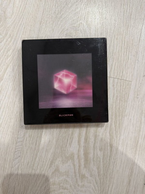 Blackpink 1st Mini Album Square Up with Photo Cards