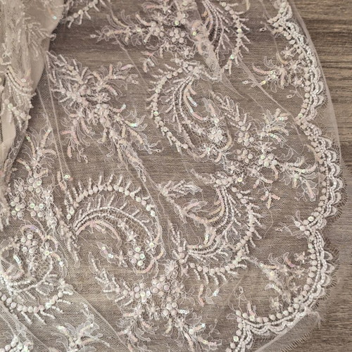 Vintage wedding dress with Chantilly lace from France new, white, sizes S M L
