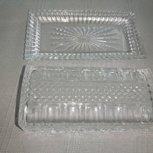 Glass butter dish like new 18cm x 10cm