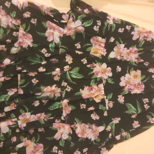 Forever Young the Label set medium bust and large skirt like new