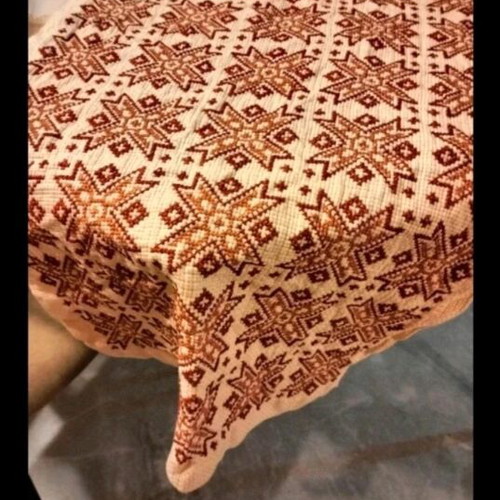 Runner handmade embroidery new, ecru itamin with burgundy red and salmon