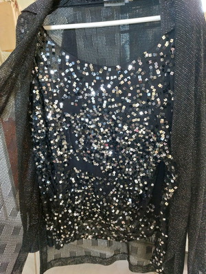 Long-sleeve blouse used with sequins black