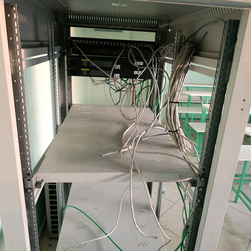 Rack cabinet for network equipment used with glass door