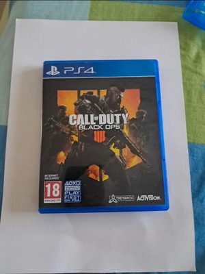 Call of Duty Black Ops 4 PS4 game like new, scratch-free