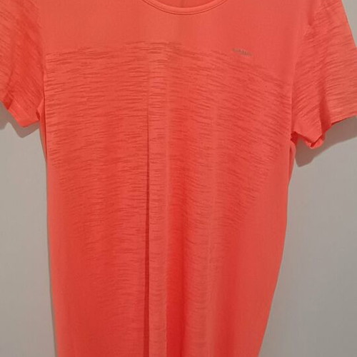 Decathlon sports shirt size L