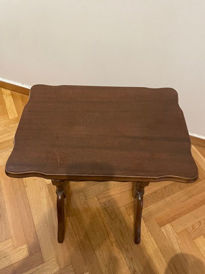 Vintage wooden coffee table like new 37 x 25 x 52 cm