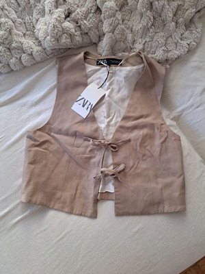 Zara vest new with tags, beige, size M