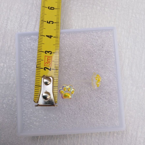 Hypoallergenic cat earrings new, pack