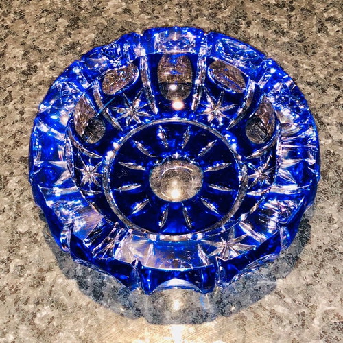 Blue round crystal ashtray new