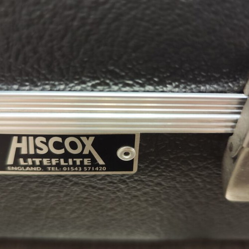 Hiscox guitar case used with defects, 38cm