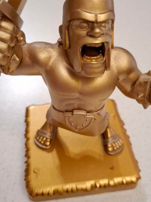 Clash of Clans Barbarian figure like new, gold, official Supercell