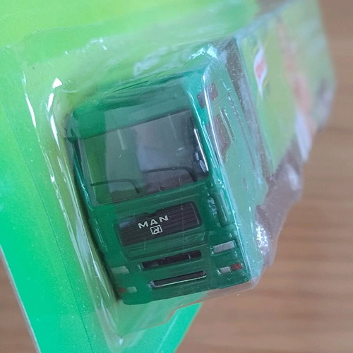 Man Truck Knorr miniature new, collectible model