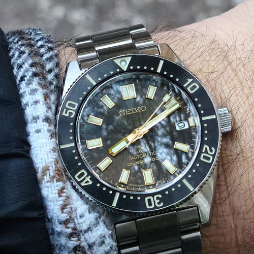 Seiko Prospex SPB147 diver watch with OEM bracelet