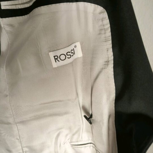 Rossi suit black like new