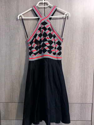 Diane Von Furstenberg dress used, black, size M