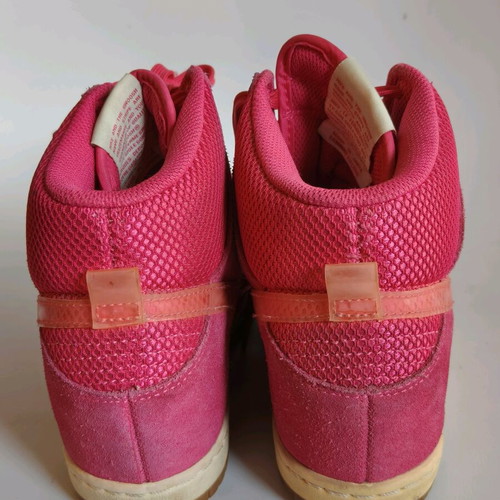 Nike Dunk Sky Hi women's athletic shoes like new, size 39, pink