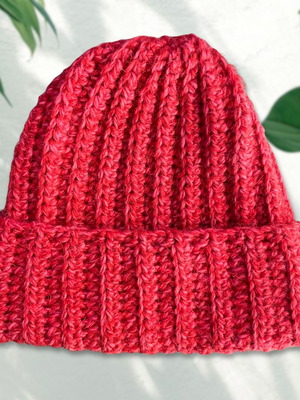 Woolen Crochet Beanie new, red and pink
