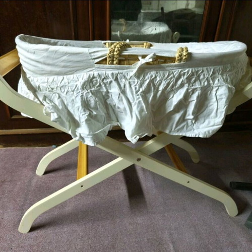 Baby Moses basket like new with wooden stand and mattress