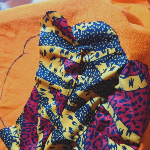 Fruit of the Loom Africana Handmade T-shirt new, colorful orange