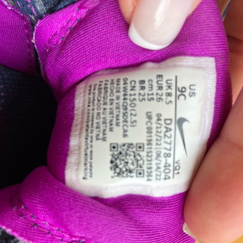 Nike kids shoes used size 26 blue