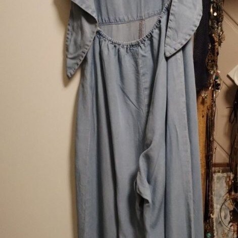 Denim jumpsuit used, small size, blue, back tie